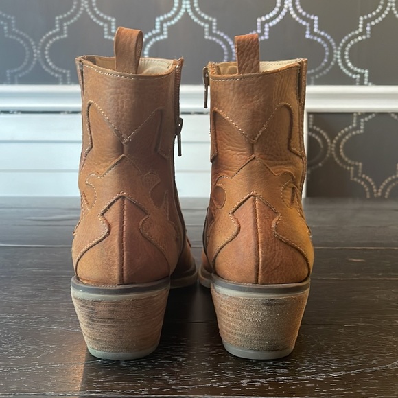 Bespoke Argentine Brown Leather Booties with Detailed Design, Zipper, Gores - Picture 5 of 15